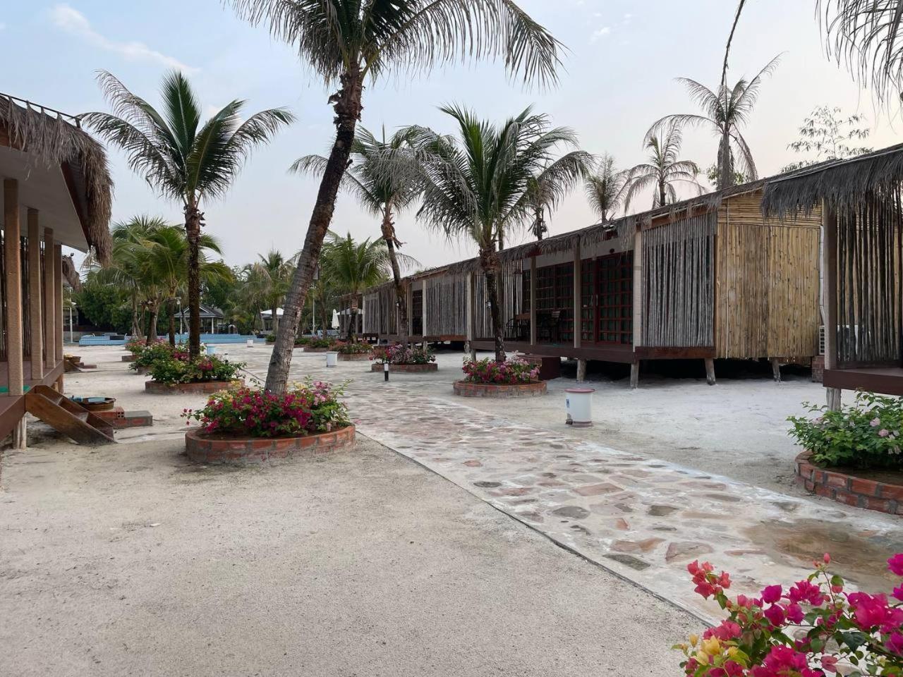 Nov Koh Kong Resort Phumi Sre Thmei ภายนอก รูปภาพ