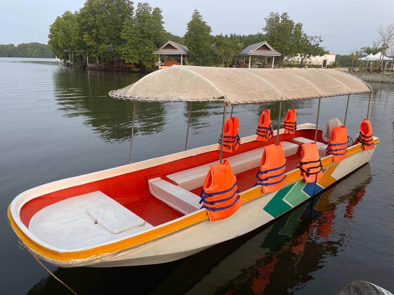 Nov Koh Kong Resort Phumi Sre Thmei ภายนอก รูปภาพ