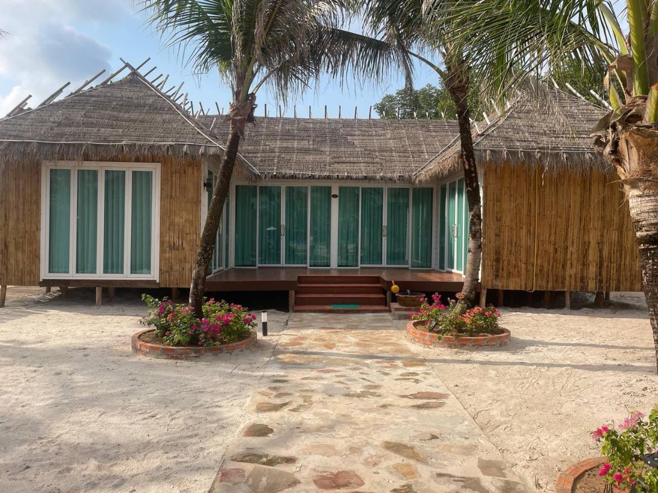 Nov Koh Kong Resort Phumi Sre Thmei ภายนอก รูปภาพ